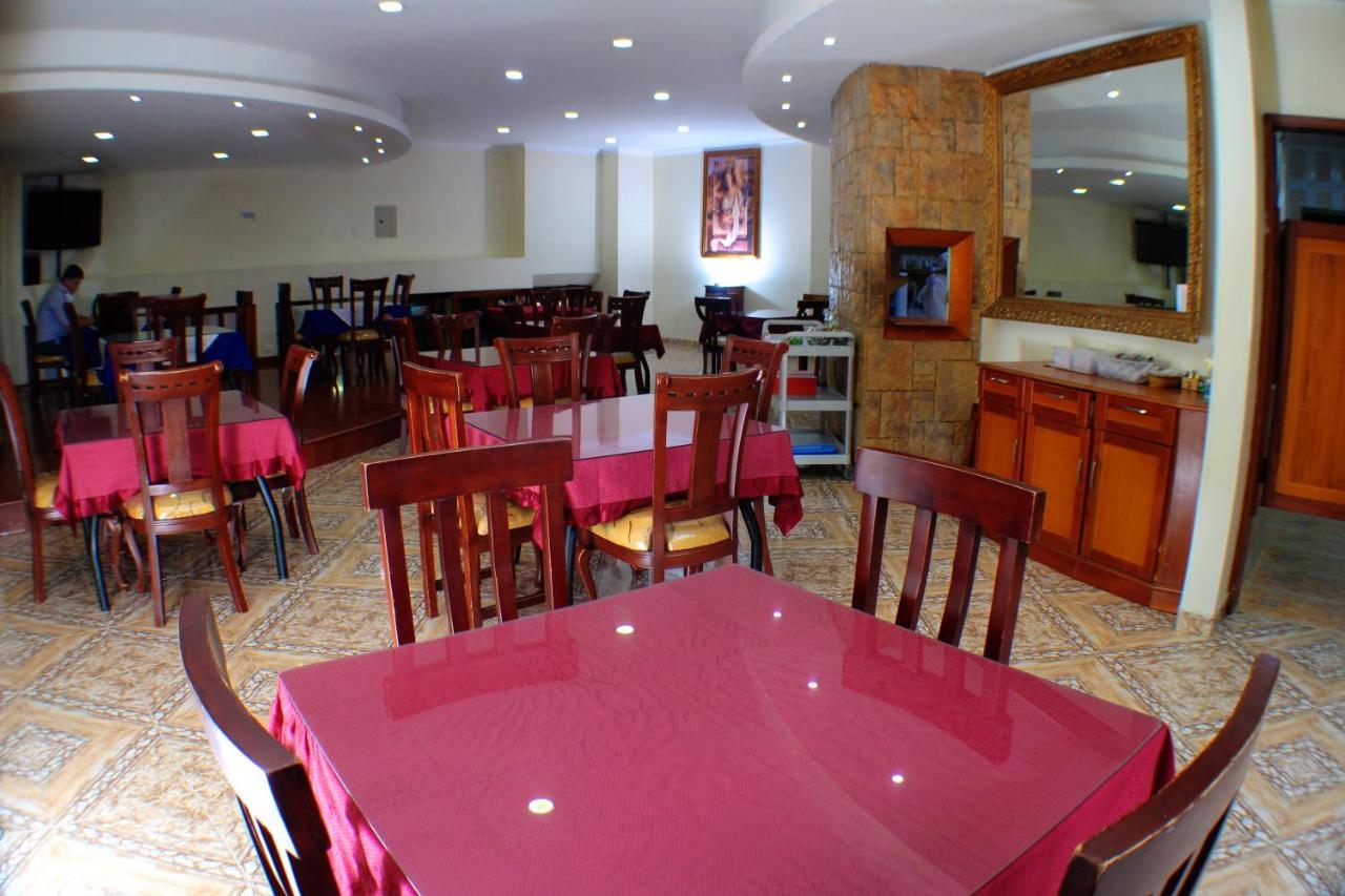 Hotel Santa Isabel 2 イピアレス エクステリア 写真