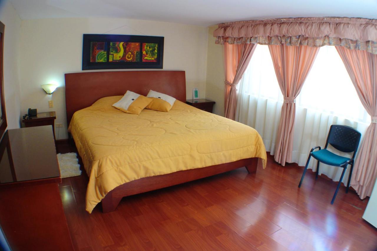 Hotel Santa Isabel 2 イピアレス エクステリア 写真