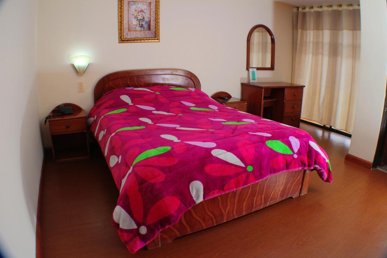 Hotel Santa Isabel 2 イピアレス エクステリア 写真