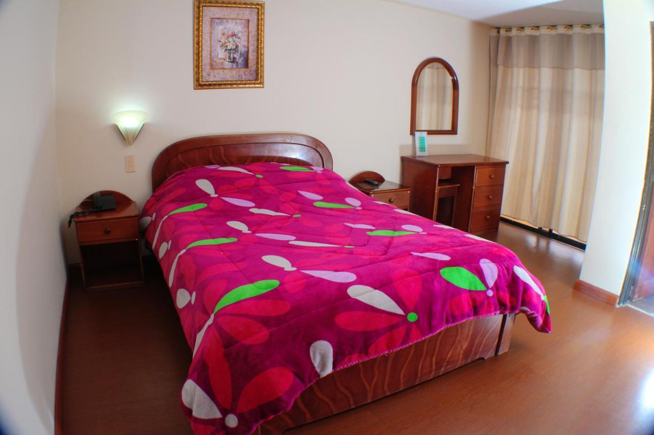 Hotel Santa Isabel 2 イピアレス エクステリア 写真