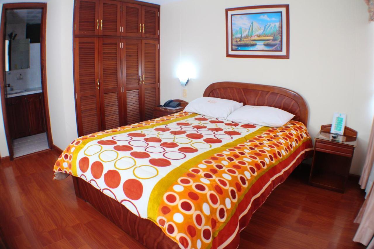 Hotel Santa Isabel 2 イピアレス エクステリア 写真