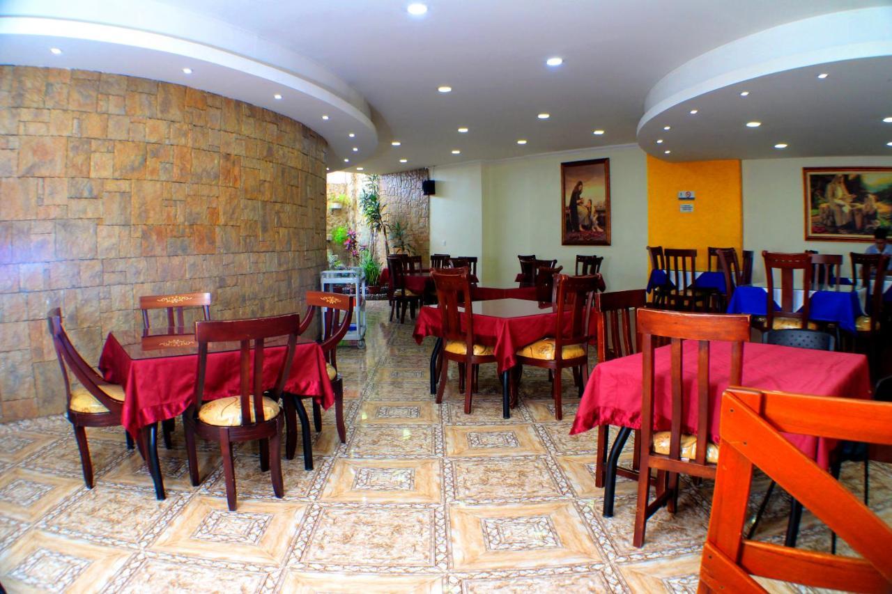 Hotel Santa Isabel 2 イピアレス エクステリア 写真